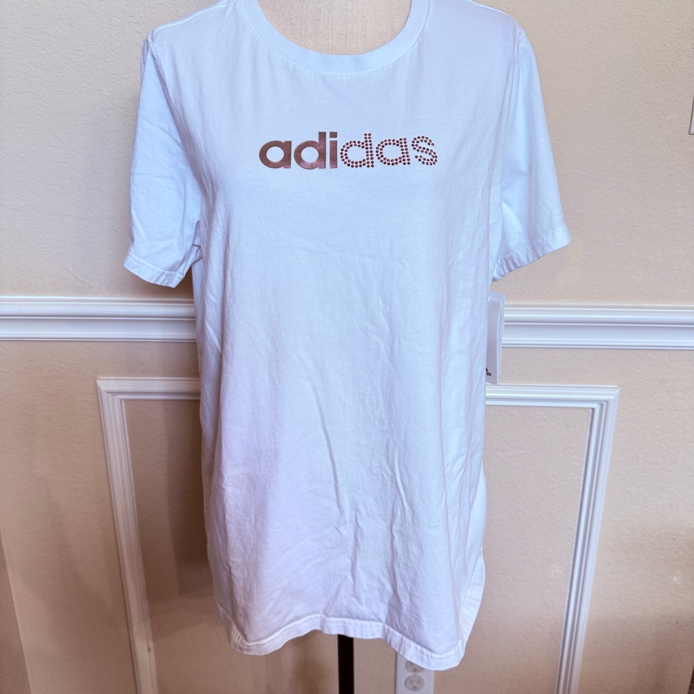 Adidas Classic White Tee with pink iconic Logo Size 1X  NWT!